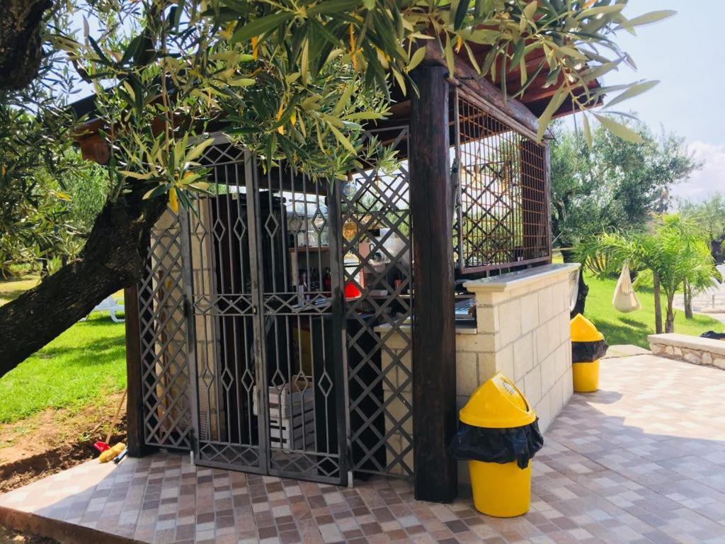 Гостевой дом Agriturismo Masseria I Risi Санта-Эуфемия-Ламеция Экстерьер фото
